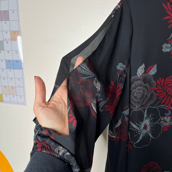 Maurices Dark Floral Dress L Shift Mini Black Red Romantic Long Split Sleeve - Picture 6 of 9